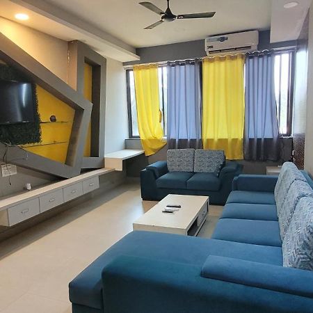 Rk 2 And 3 Bedroom Penthouse Панаджи Экстерьер фото
